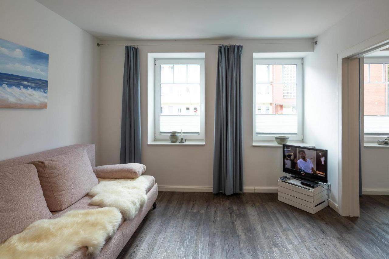 Bootshaus Villa Husum  Exteriör bild